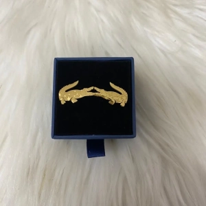 8deefbc5-b088-4741-92a7-7ec34eb5abe2