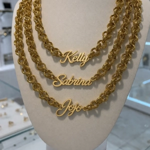 F63C32AF-4A34-4A38-906E-943166CD366D